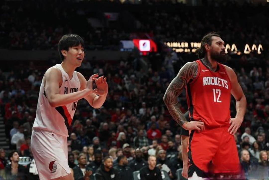 火箭队核心球员大爆发，助球队逆转胜利的简单介绍