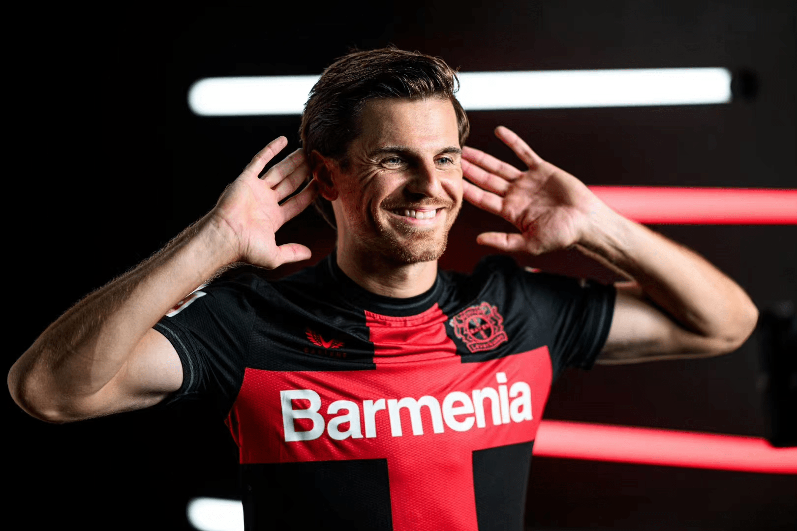 莱比锡红牛前锋状态火爆，成为关键进球功臣